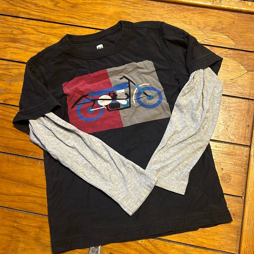 Long sleeved shirt